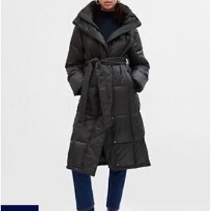 GAP Women's Charcoal Puffer Coat